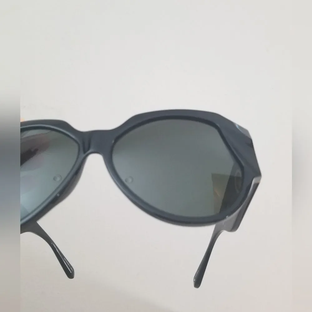 Linda Farrow Christie Black Oversized Sunglasses